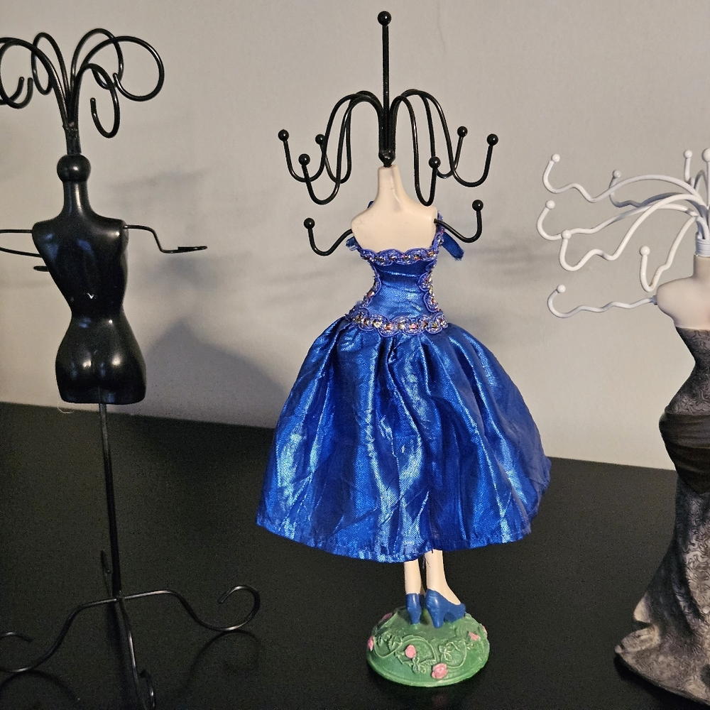 Elegant Jewelry Holder Trio - Picture 4 of 5